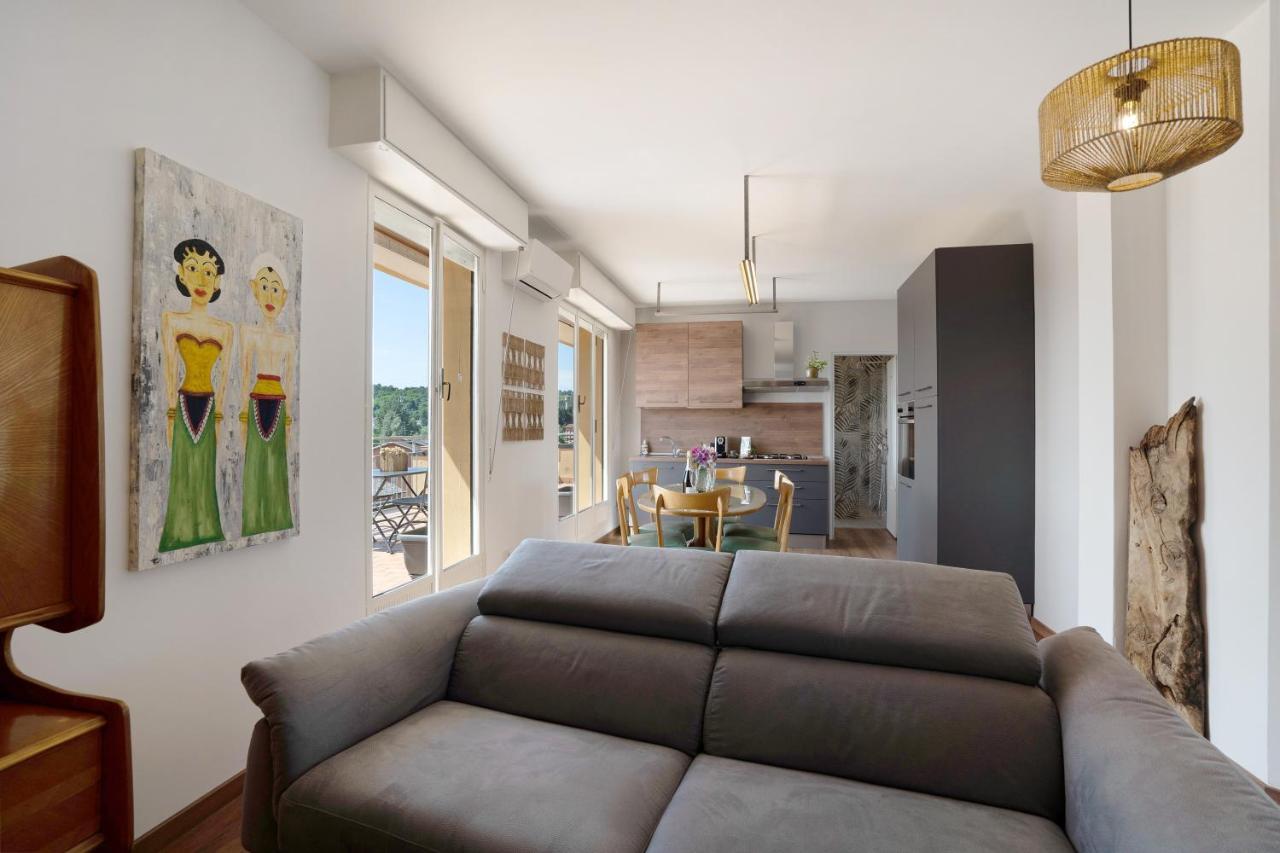 Apartament La Casa Del Riccio Arona Zewnętrze zdjęcie