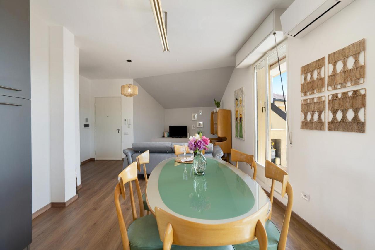 Apartament La Casa Del Riccio Arona Zewnętrze zdjęcie
