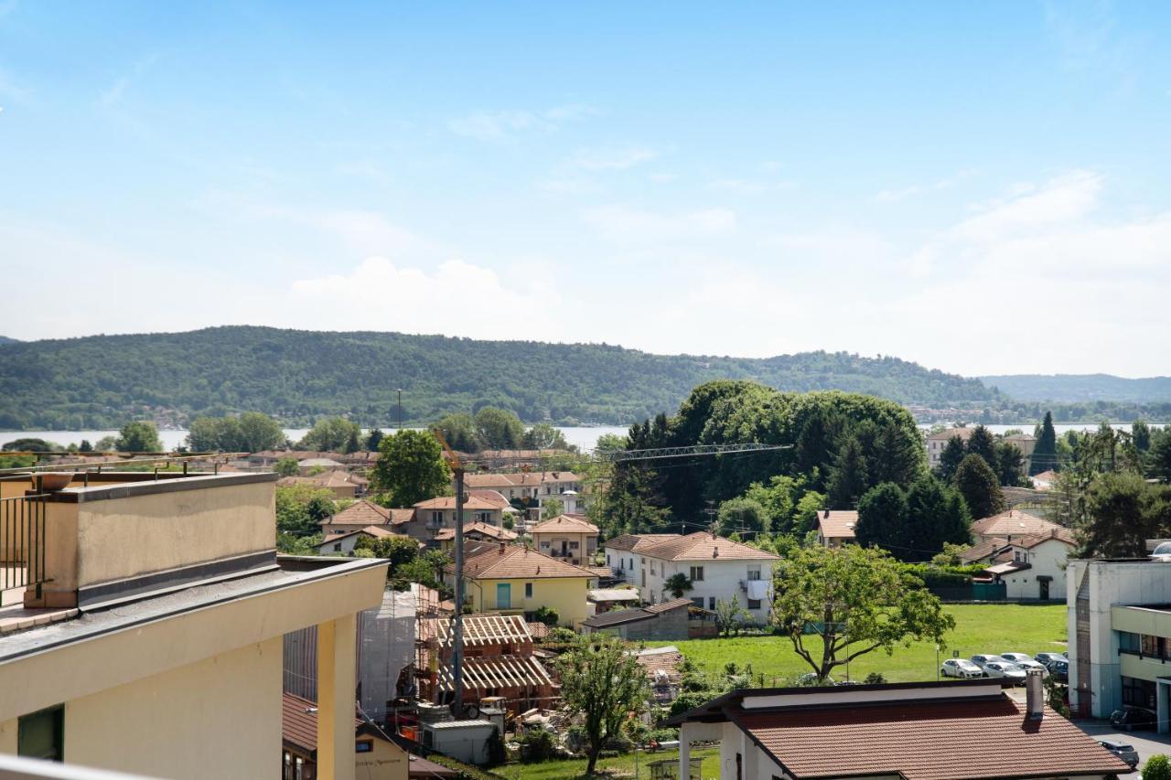 Apartament La Casa Del Riccio Arona Zewnętrze zdjęcie