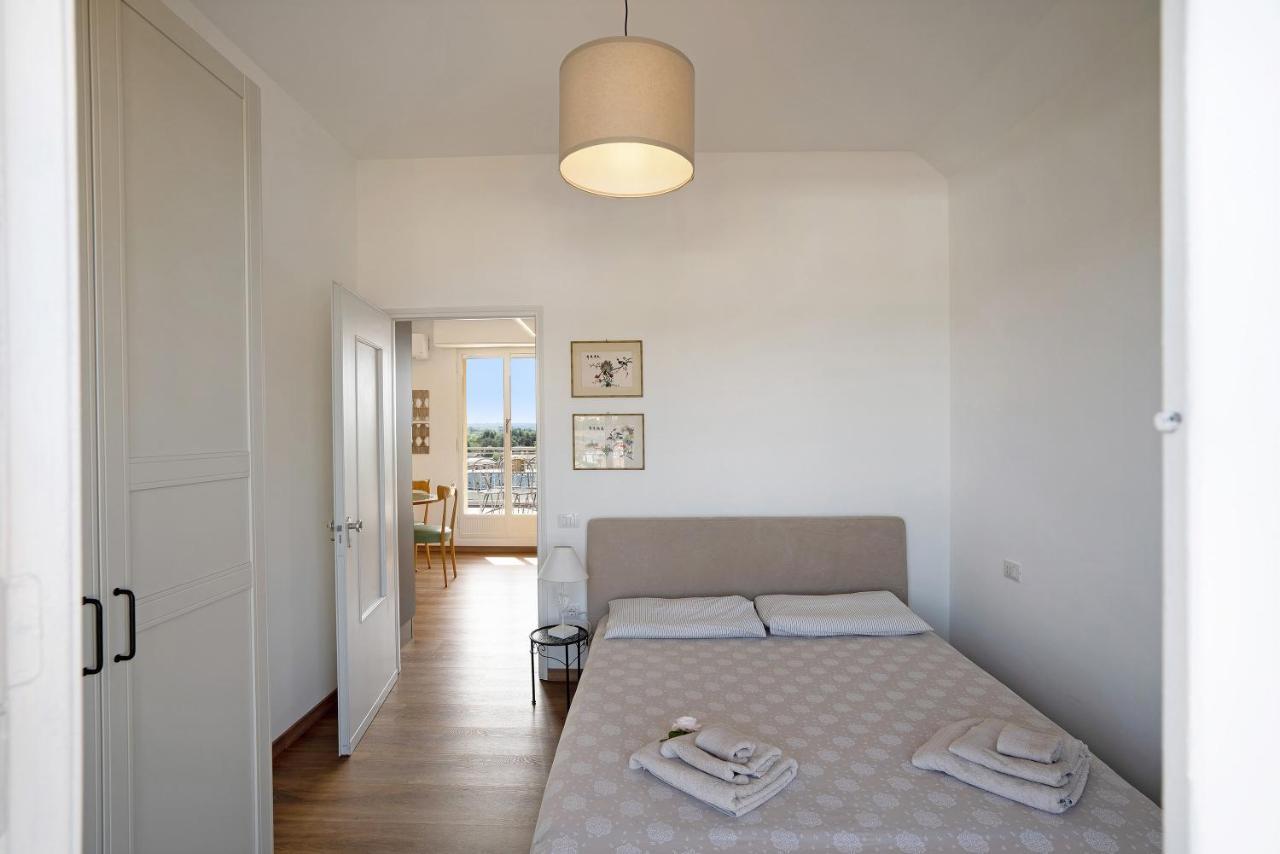 Apartament La Casa Del Riccio Arona Zewnętrze zdjęcie