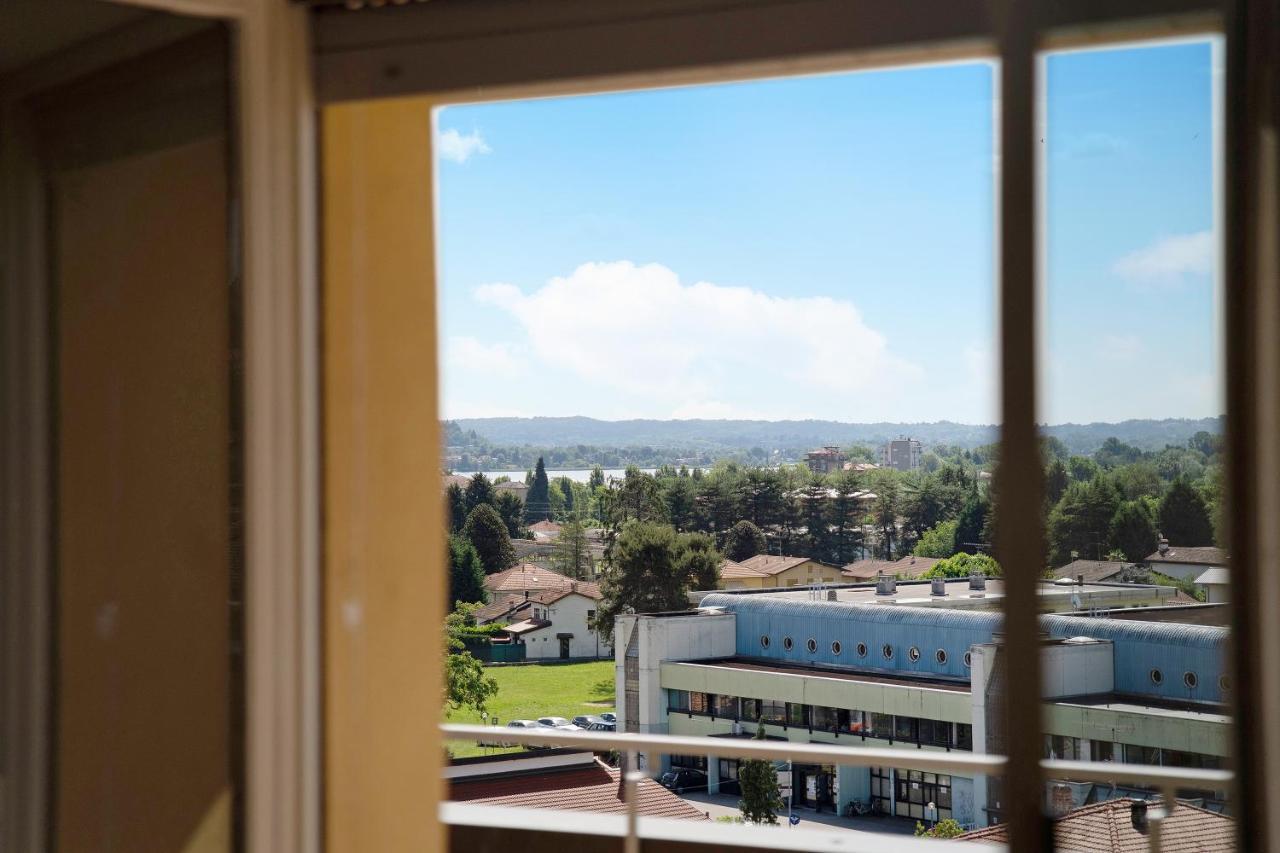 Apartament La Casa Del Riccio Arona Zewnętrze zdjęcie