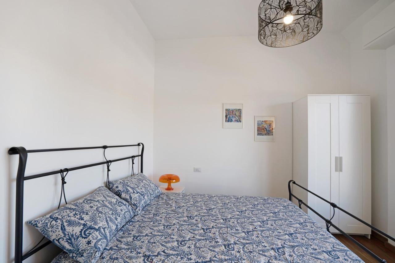 Apartament La Casa Del Riccio Arona Zewnętrze zdjęcie